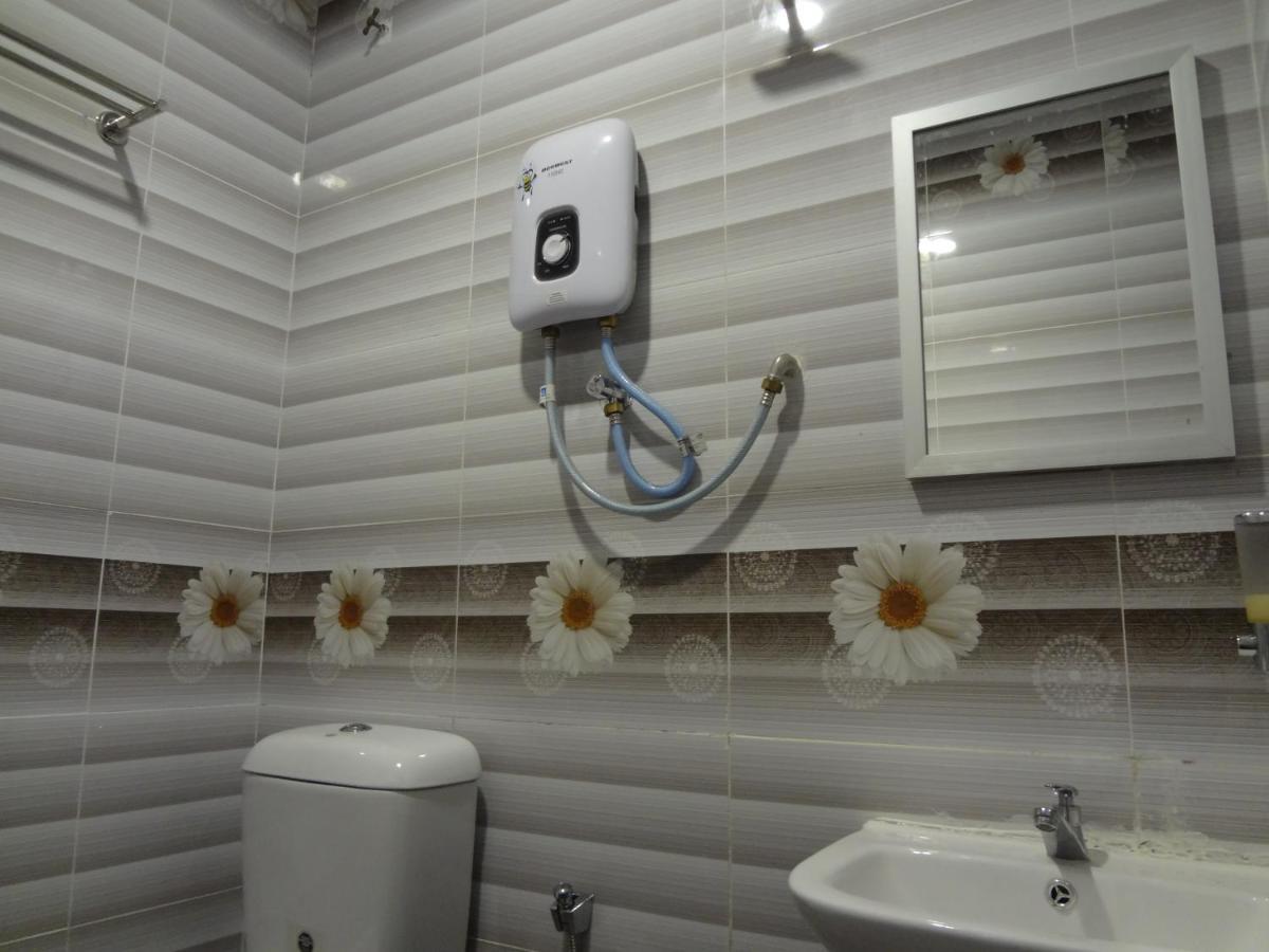 Comma Hotel Bandar Saujana Putra Dış mekan fotoğraf