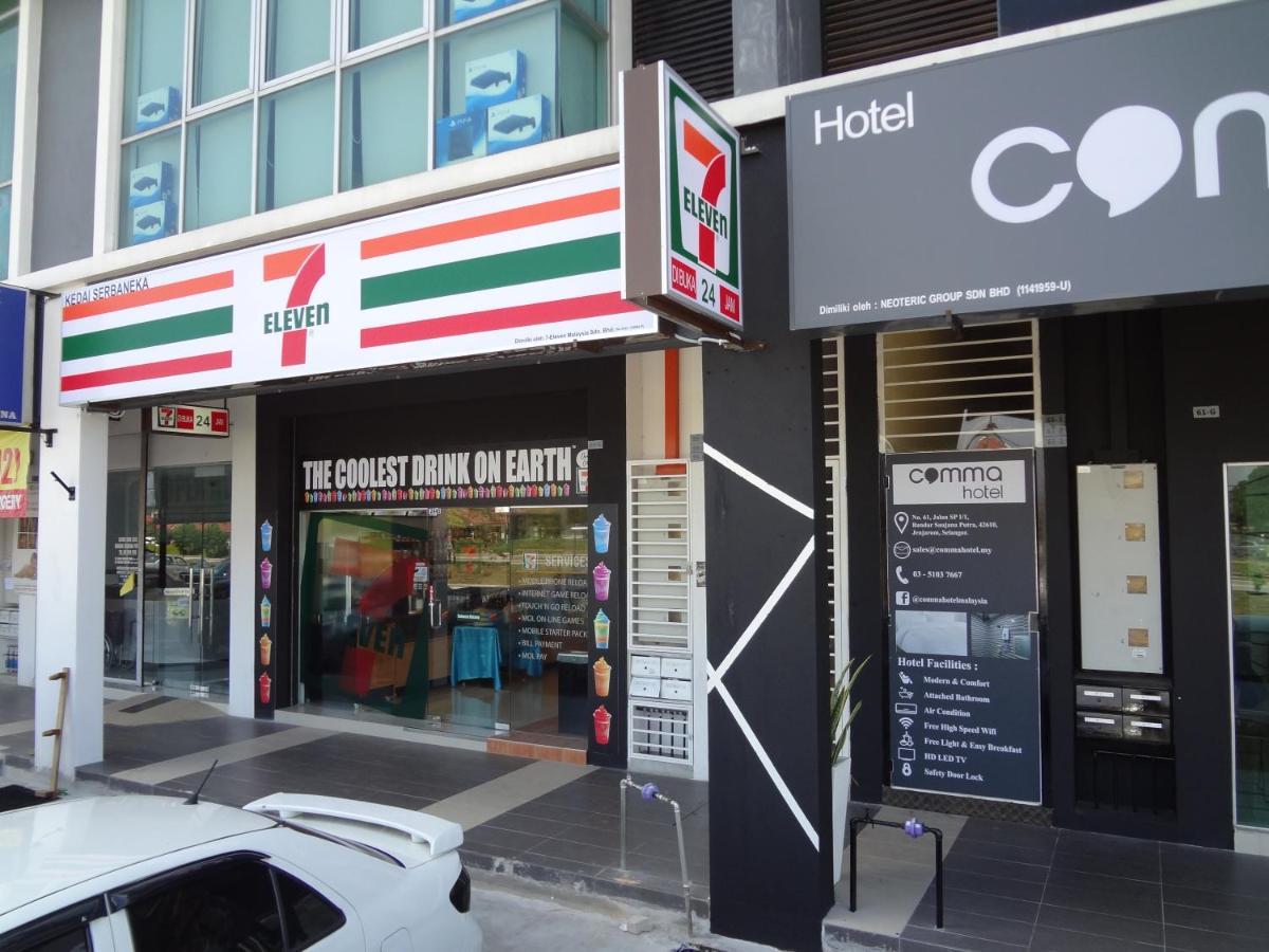 Comma Hotel Bandar Saujana Putra Dış mekan fotoğraf