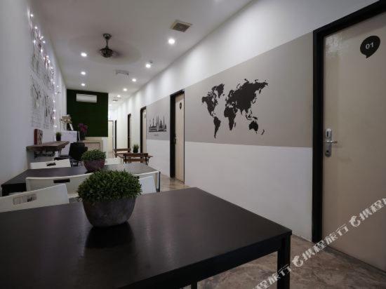 Comma Hotel Bandar Saujana Putra Dış mekan fotoğraf